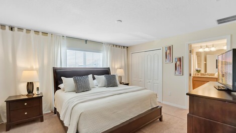Beautiful 4-bedroom house in Kissimmee