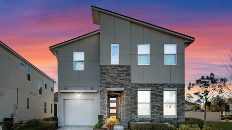 Spend your vacation in Orlando in this beautiful house.