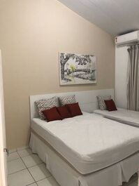 Quiet House in Guarajuba, Bahia