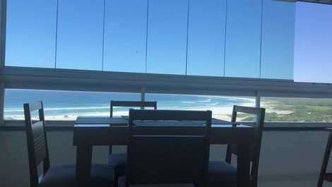 Hermoso apartamento frente al mar en Arraial do Cabo, Praia Grande.