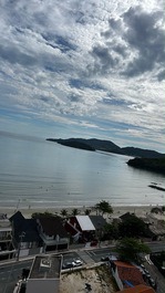 LINDO APARTAMENTO 3 SUÍTES BALNEÁRIO PEREQUÊ PORTO BELO VISTA MAR