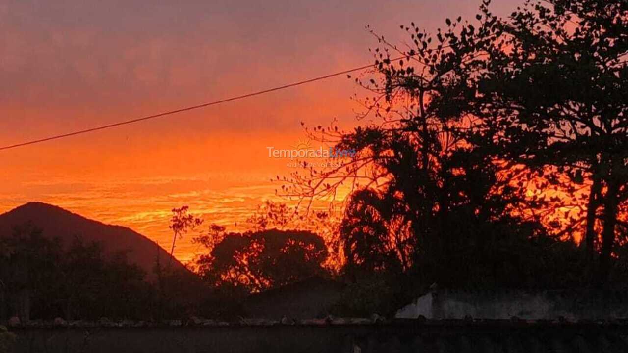Casa para aluguel de temporada em Ubatuba (Maranduba)