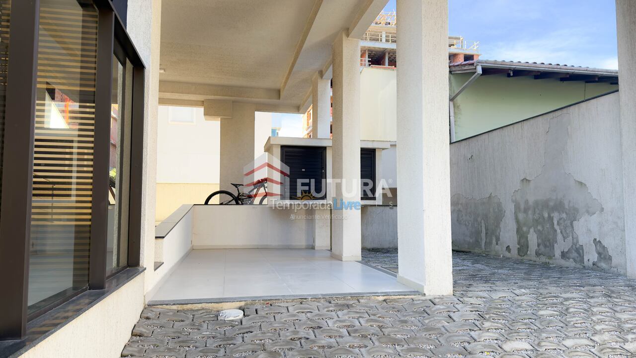 Apartment for vacation rental in Bombinhas (Praia de Bombas)