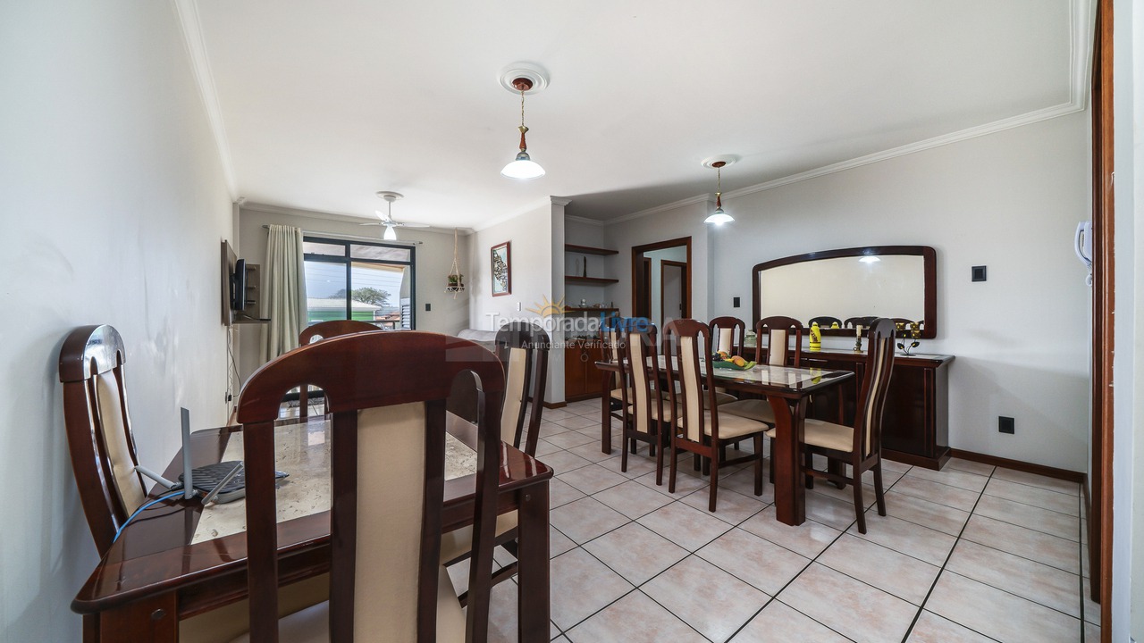 Apartment for vacation rental in Bombinhas (Praia de Bombinhas)