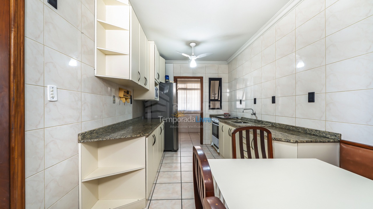 Apartment for vacation rental in Bombinhas (Praia de Bombinhas)