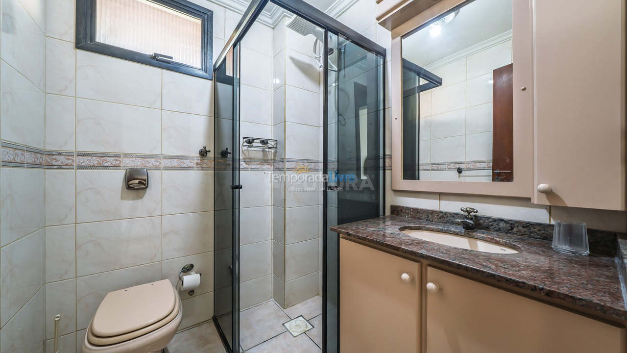 Apartment for vacation rental in Bombinhas (Praia de Bombinhas)