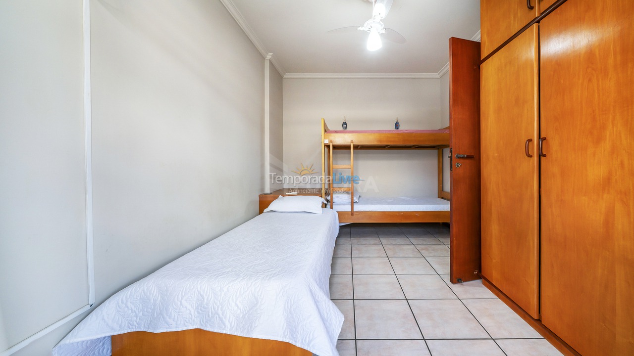 Apartment for vacation rental in Bombinhas (Praia de Bombinhas)