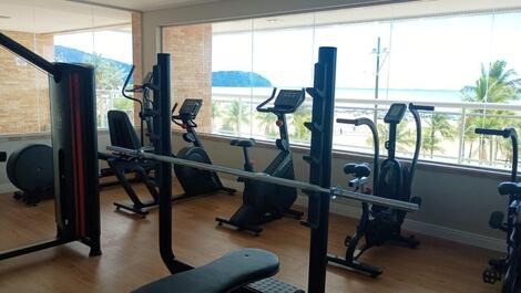 Apartment 176, beachfront + swimming pools + 2 parking spaces