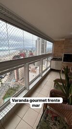 Apartment 176, beachfront + swimming pools + 2 parking spaces