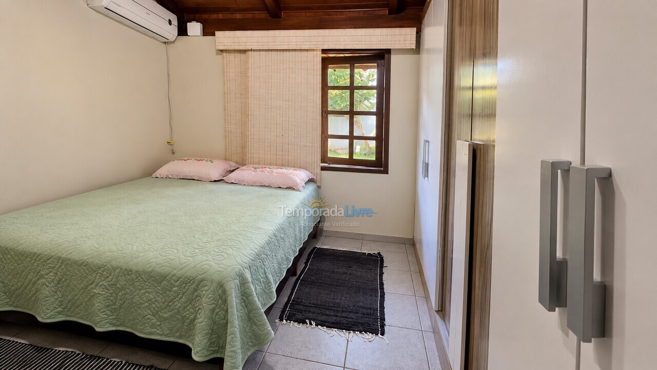 Casa para aluguel de temporada em Bombinhas (Canto Grande)