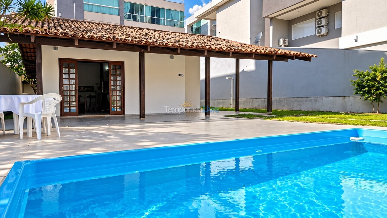 Casa para aluguel de temporada em Bombinhas (Canto Grande)