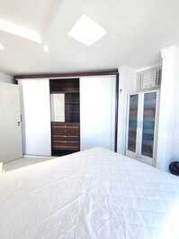 Apartamento a media cuadra del mar.
