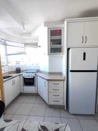 Apartamento a media cuadra del mar.