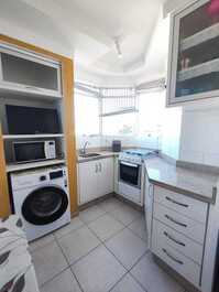 Apartamento a media cuadra del mar.