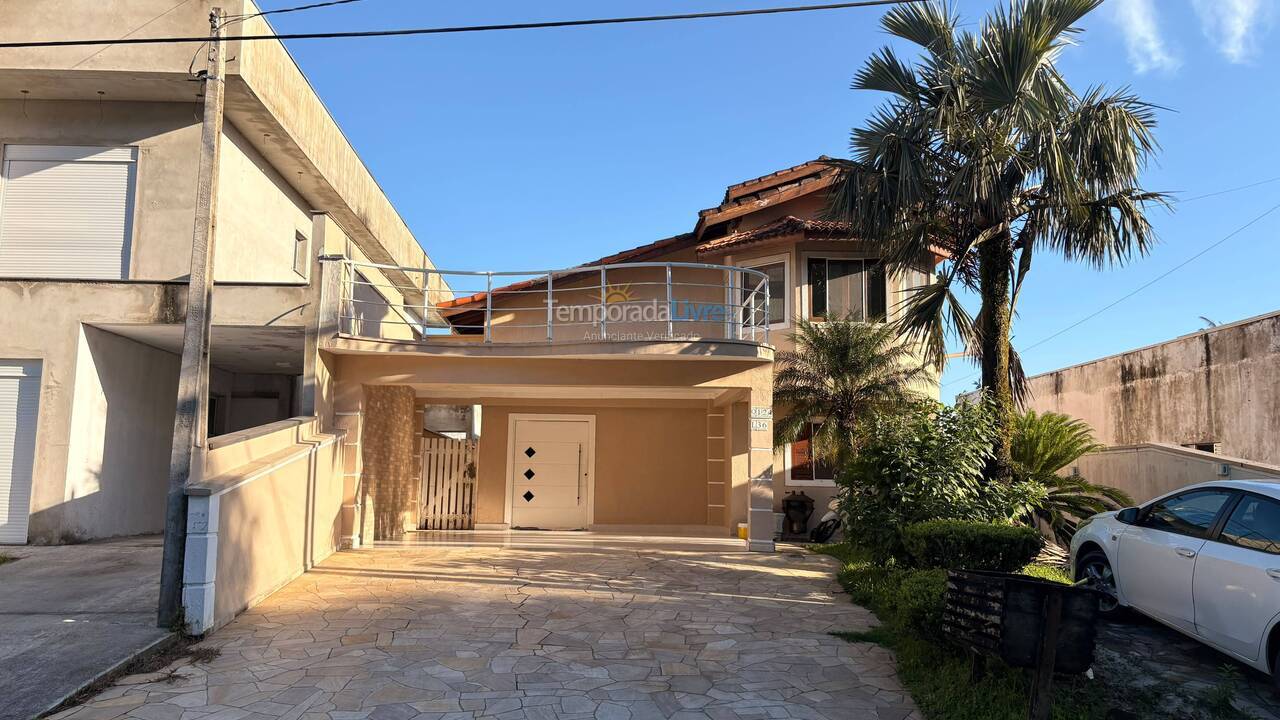 House for vacation rental in Bertioga (Boraceia)