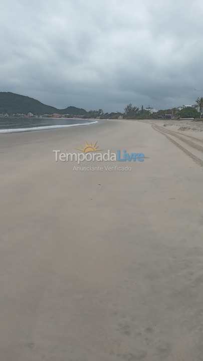 Casa para aluguel de temporada em São Francisco do Sul (Enseada)