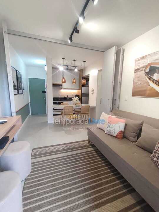 Apartamento para aluguel de temporada em Florianopolis (Canasvieiras)