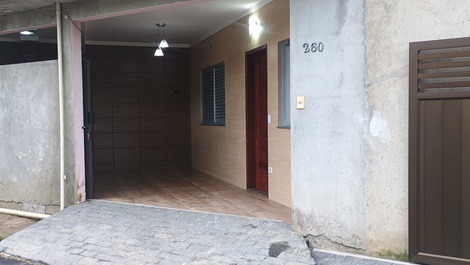 Garagem para carro head curto