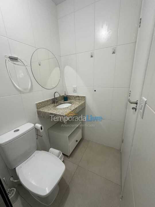 Apartamento para aluguel de temporada em Bertioga (Praia da Enseada)