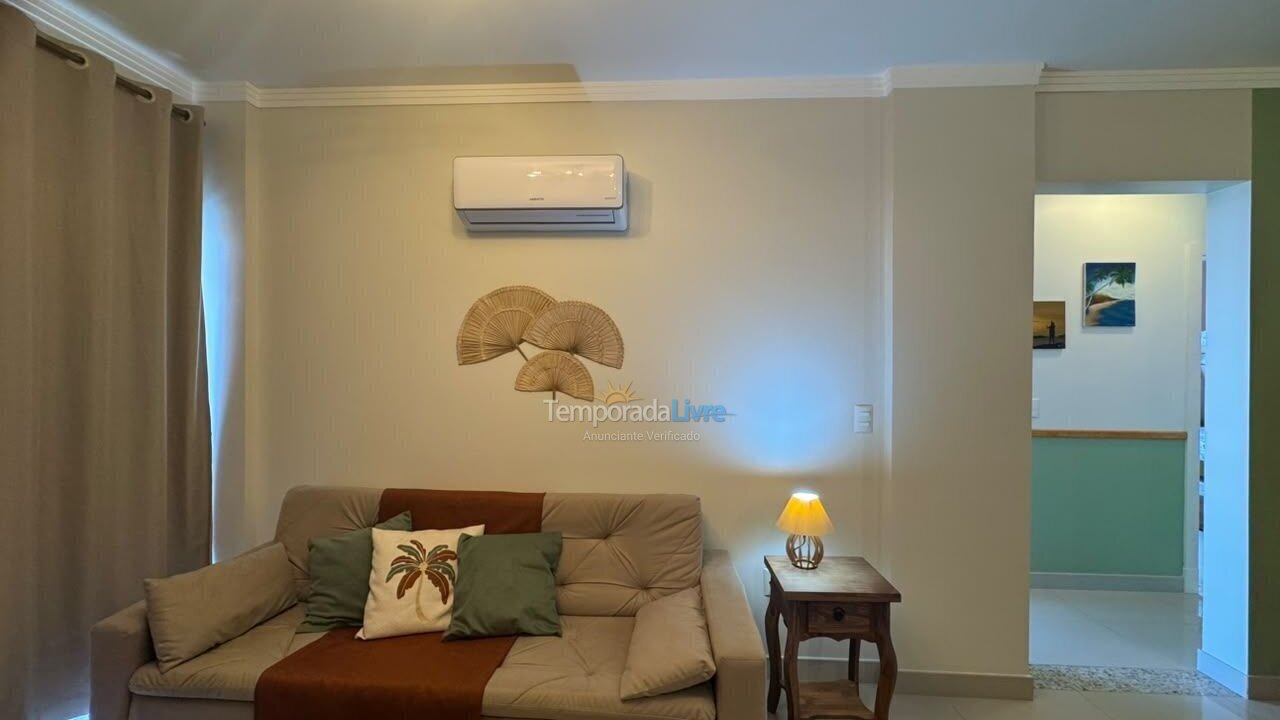 Apartment for vacation rental in Bombinhas (Praia de Bombas)