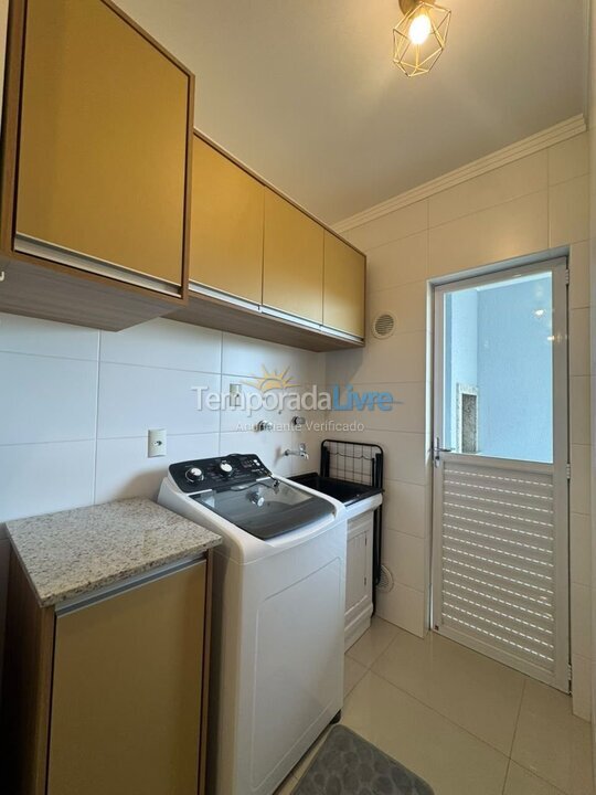 Apartment for vacation rental in Bombinhas (Praia de Bombas)