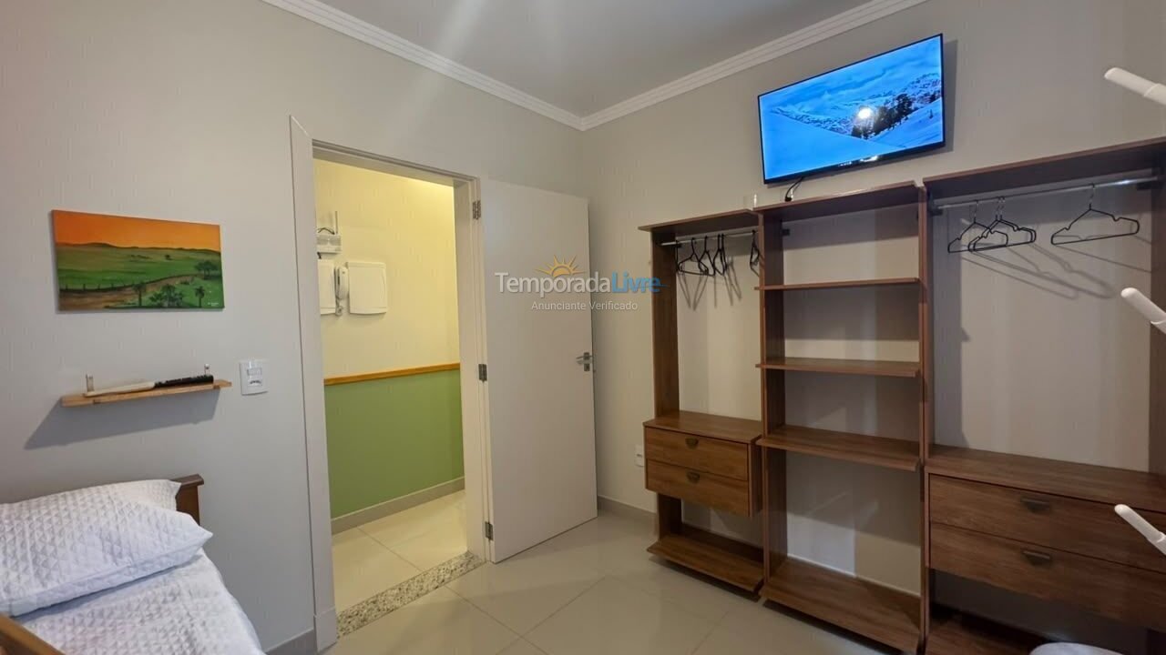 Apartment for vacation rental in Bombinhas (Praia de Bombas)