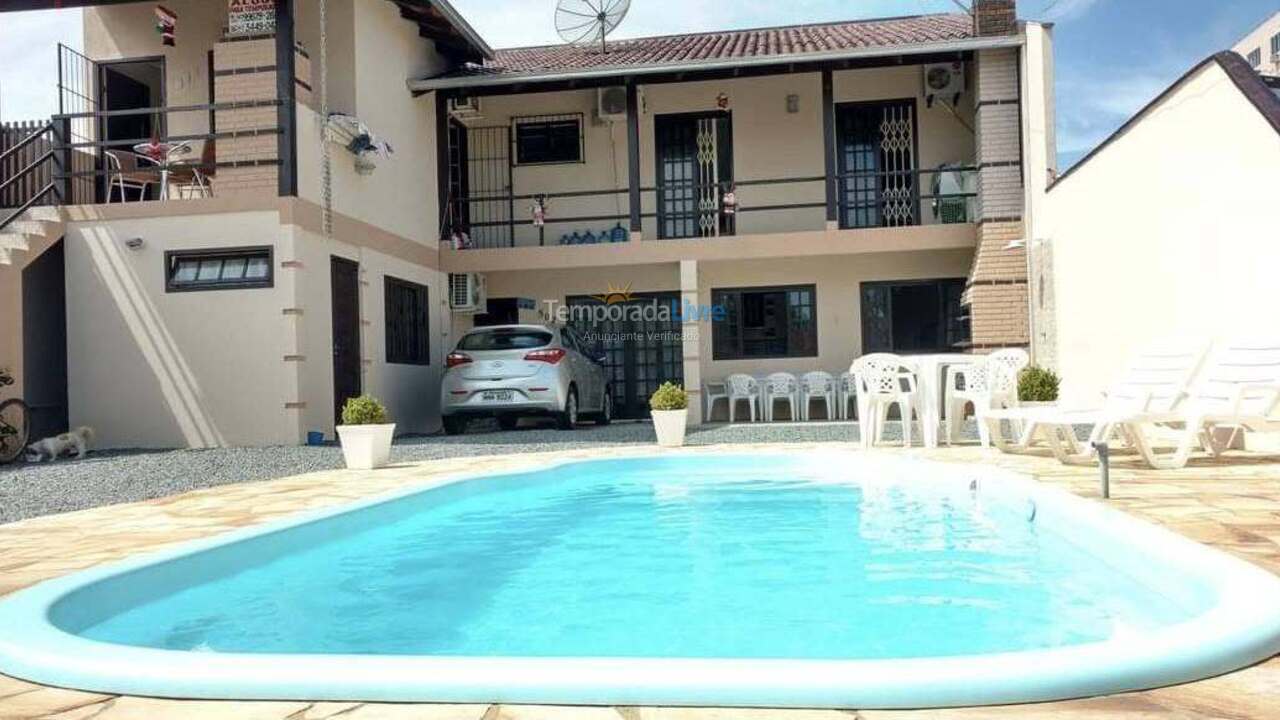 Casa para alquiler de vacaciones em São Francisco do Sul (Enseada)