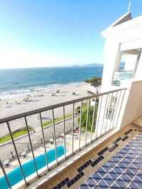 Apto frente mar em Canasvieiras