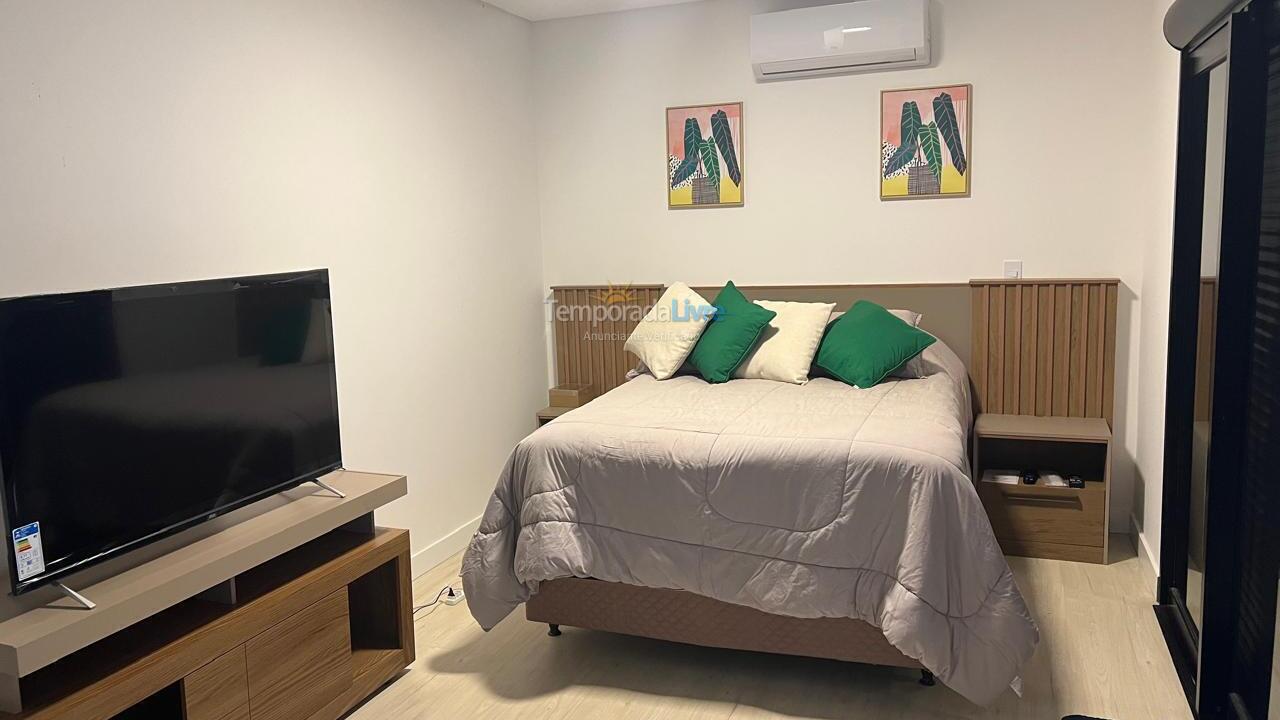 Apartamento para aluguel de temporada em Florianopolis (Canasvieiras)