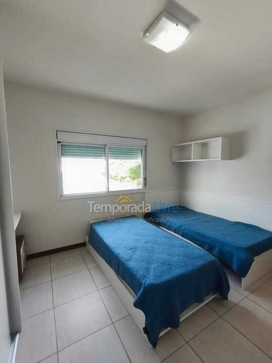 Casa para aluguel de temporada em Florianopolis (Canasvieiras)