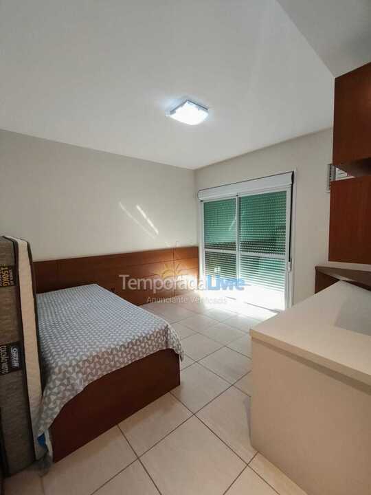 Casa para aluguel de temporada em Florianopolis (Canasvieiras)