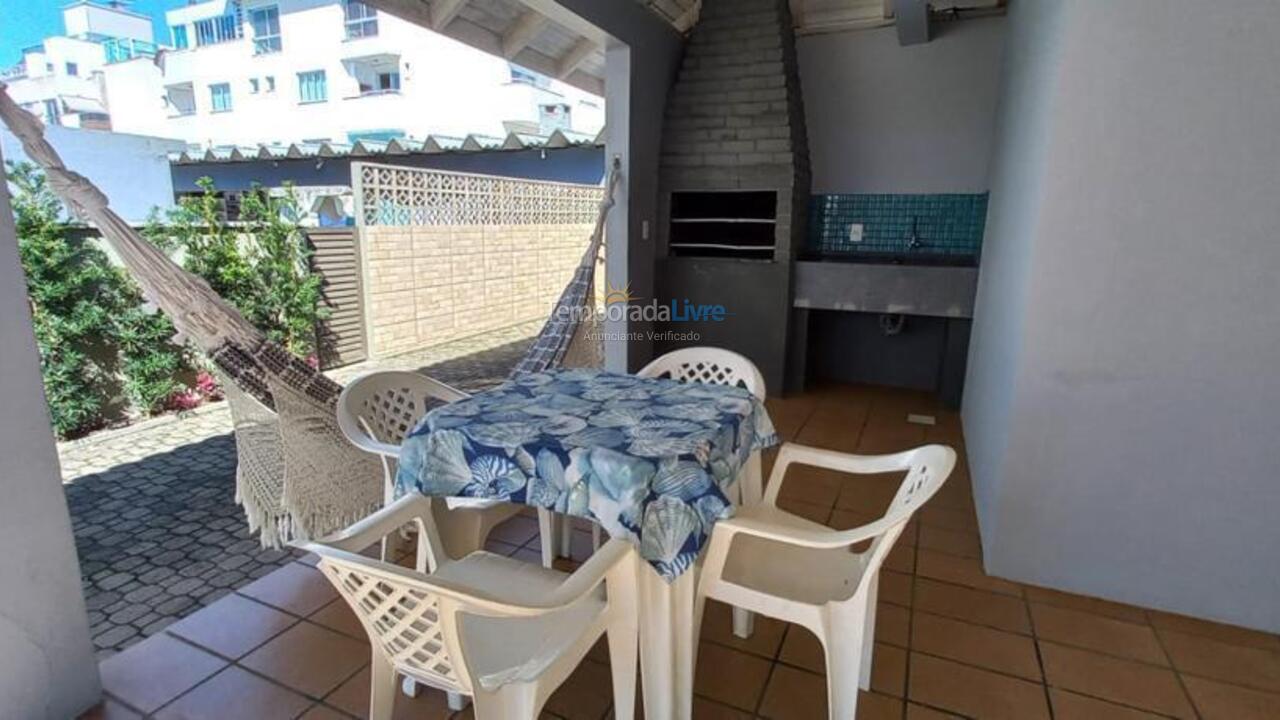 Casa para aluguel de temporada em Florianopolis (Canasvieiras)