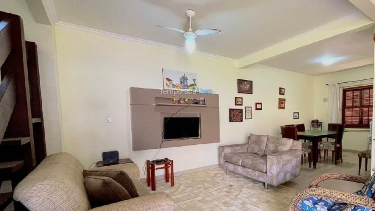Casa para aluguel de temporada em Florianopolis (Canasvieiras)