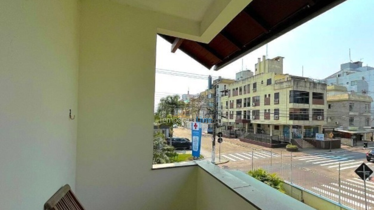 Casa para aluguel de temporada em Florianopolis (Canasvieiras)