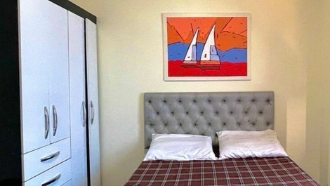 Casa uma quadra do mar
