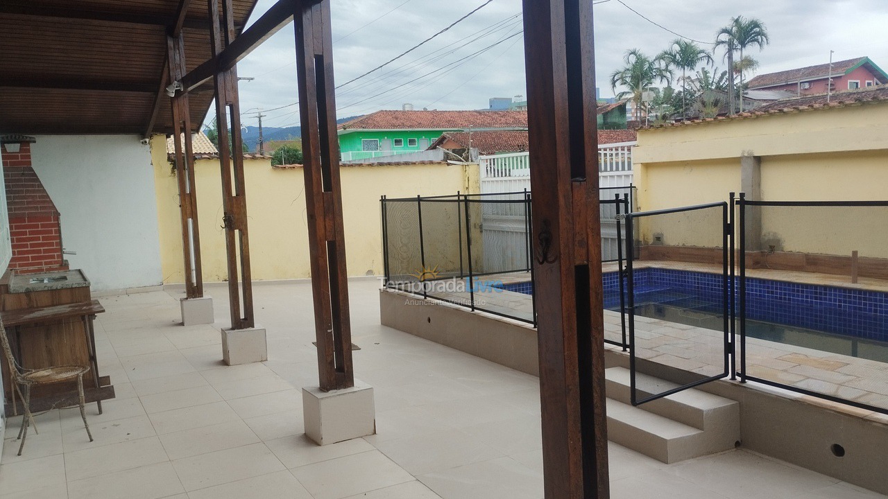 Casa para alquiler de vacaciones em Ubatuba (Praia Grande)