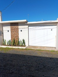 Casa frente a la playa de Jauá - costa norte de Bahía
