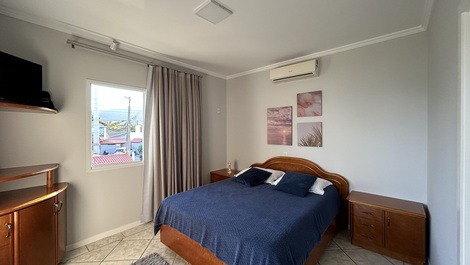 CASA A 20 METROS DEL MAR CON 5 HABITACIONES