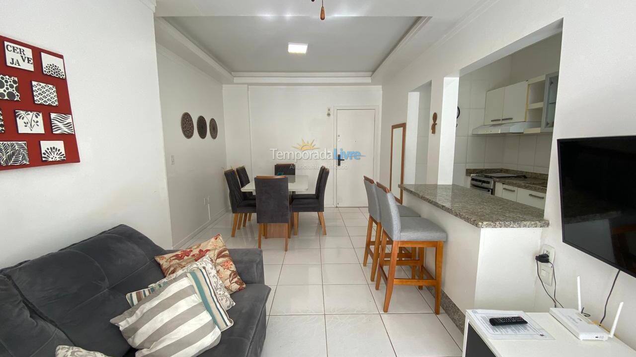 Apartamento para aluguel de temporada em Bombinhas (Praia de Bombas)
