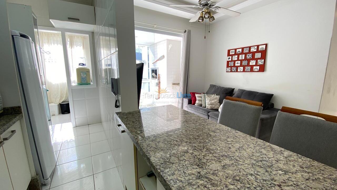 Apartamento para aluguel de temporada em Bombinhas (Praia de Bombas)