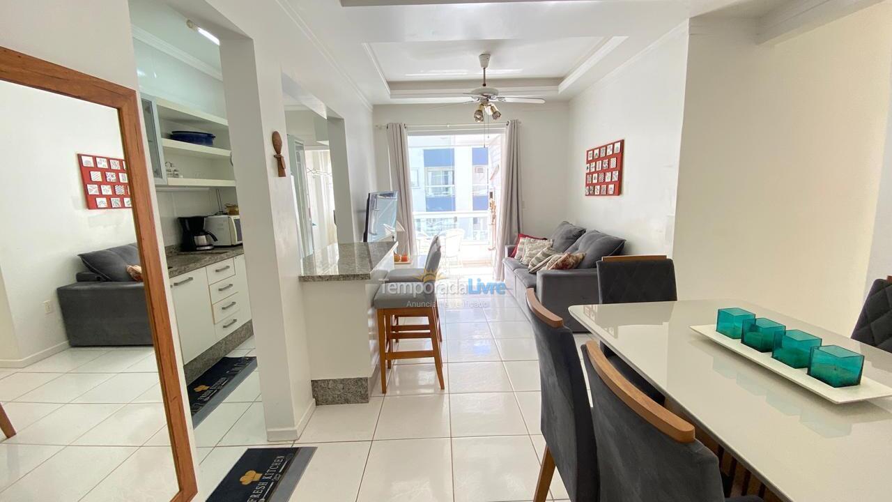 Apartamento para aluguel de temporada em Bombinhas (Praia de Bombas)
