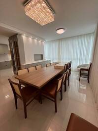 LINDO APARTAMENTO DISPONÍVEL PARA A TEMPORADA EM ITAPEMA/SC