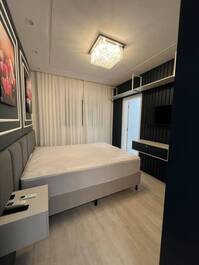 LINDO APARTAMENTO DISPONÍVEL PARA A TEMPORADA EM ITAPEMA/SC