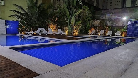 Precioso apartamento en Pitangueiras, a 100 metros de la playa.