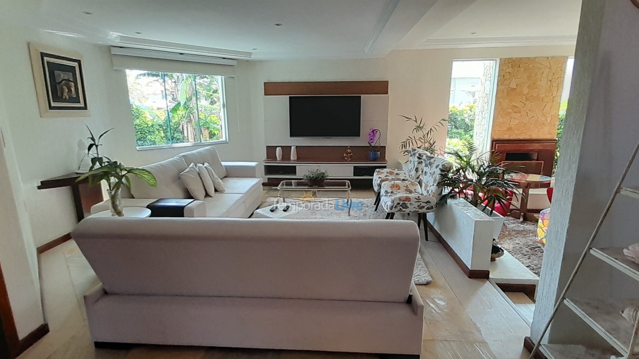 Casa para aluguel de temporada em Florianopolis (Jurerê Internacional)