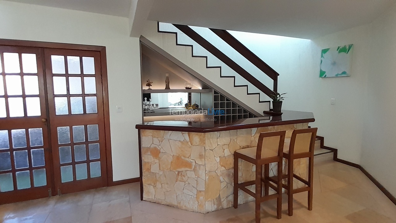 Casa para aluguel de temporada em Florianopolis (Jurerê Internacional)