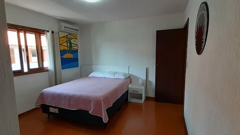 Casa 3 Suítes em Jurerê Internacional
