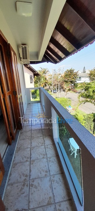 Casa para aluguel de temporada em Florianopolis (Jurerê Internacional)