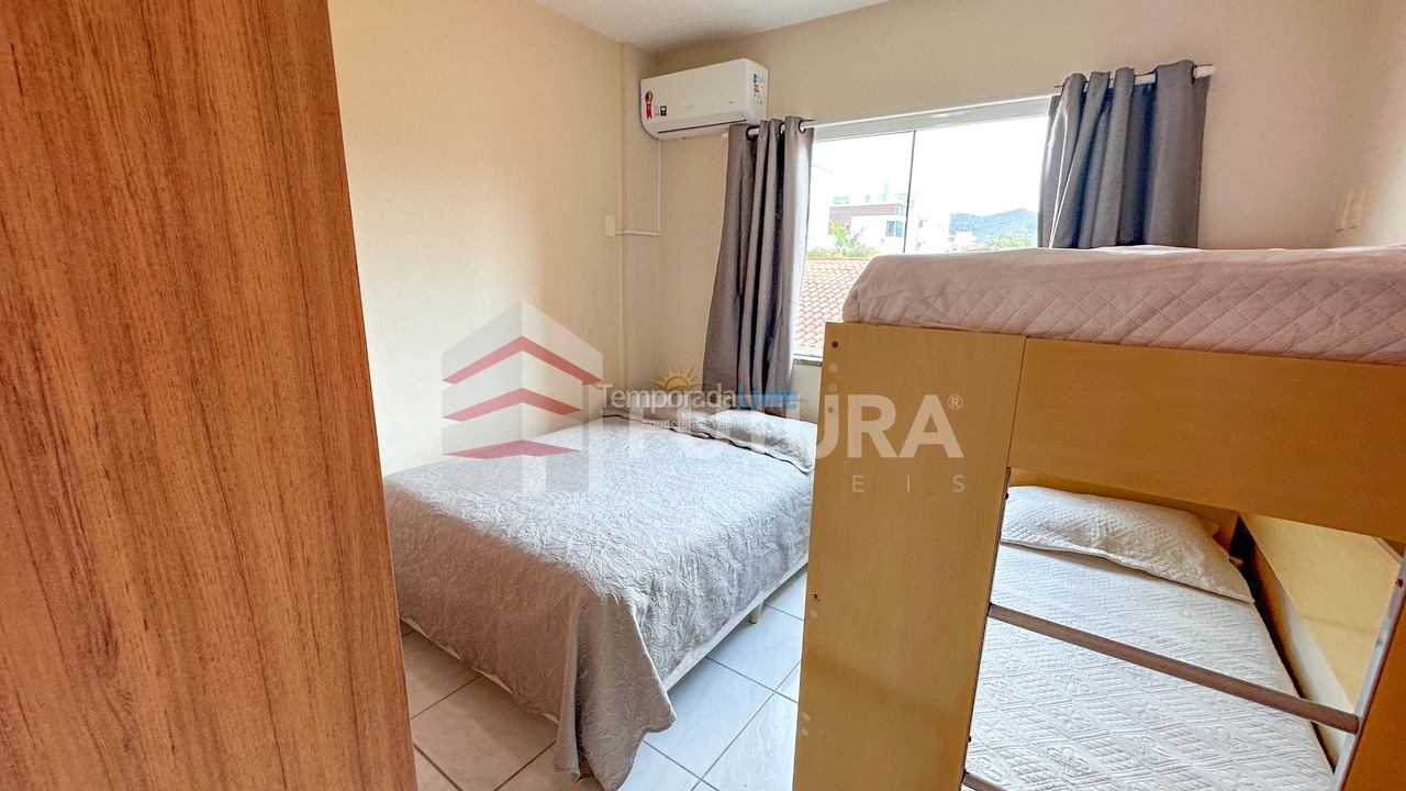 House for vacation rental in Bombinhas (Praia de Bombas)