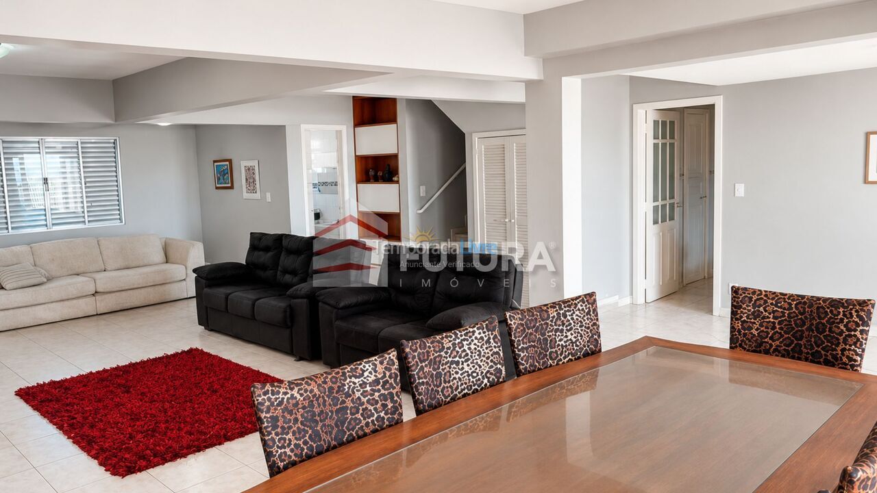House for vacation rental in Bombinhas (Praia de Bombas)